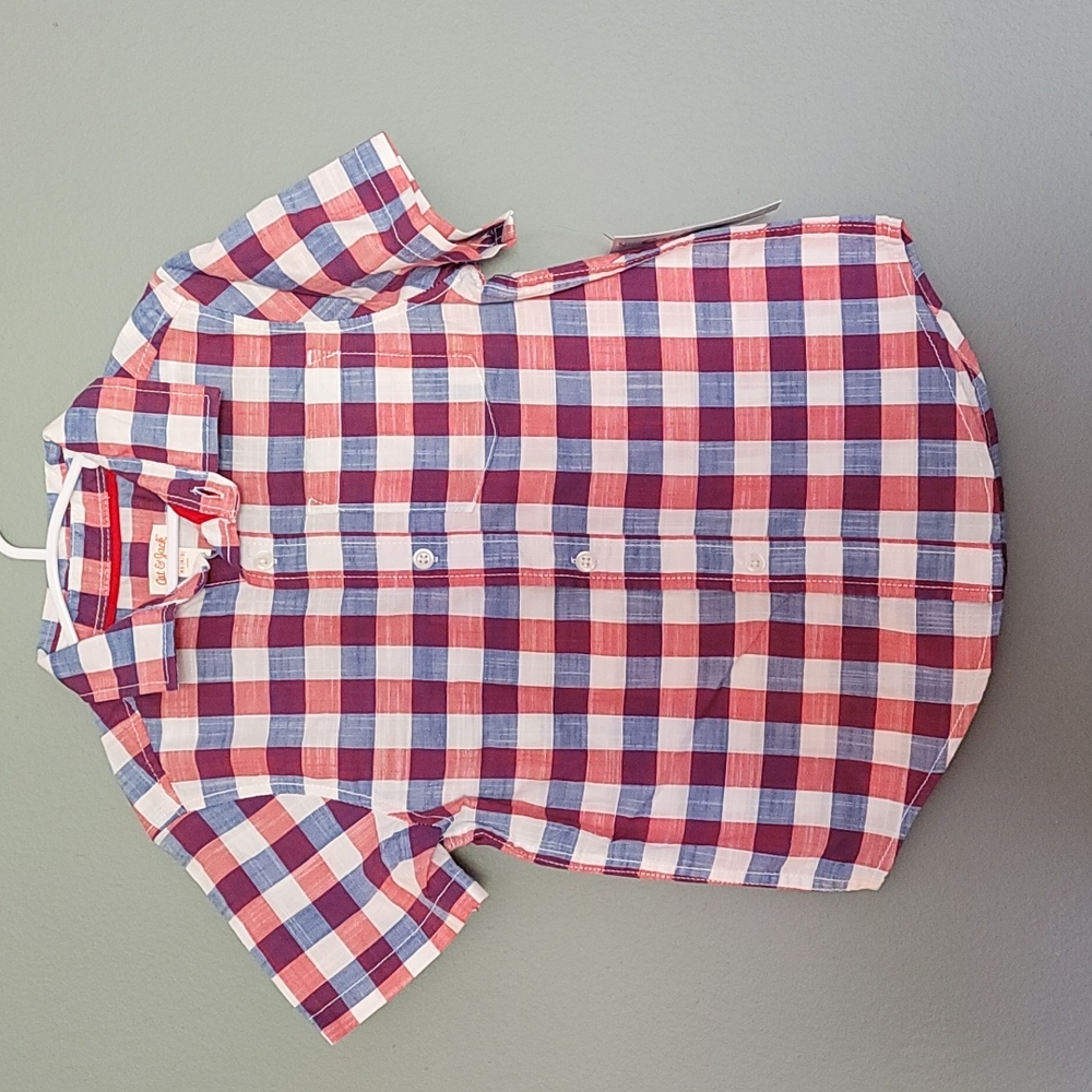 Cat&Jack boys button down shirt, Size 4/5.
